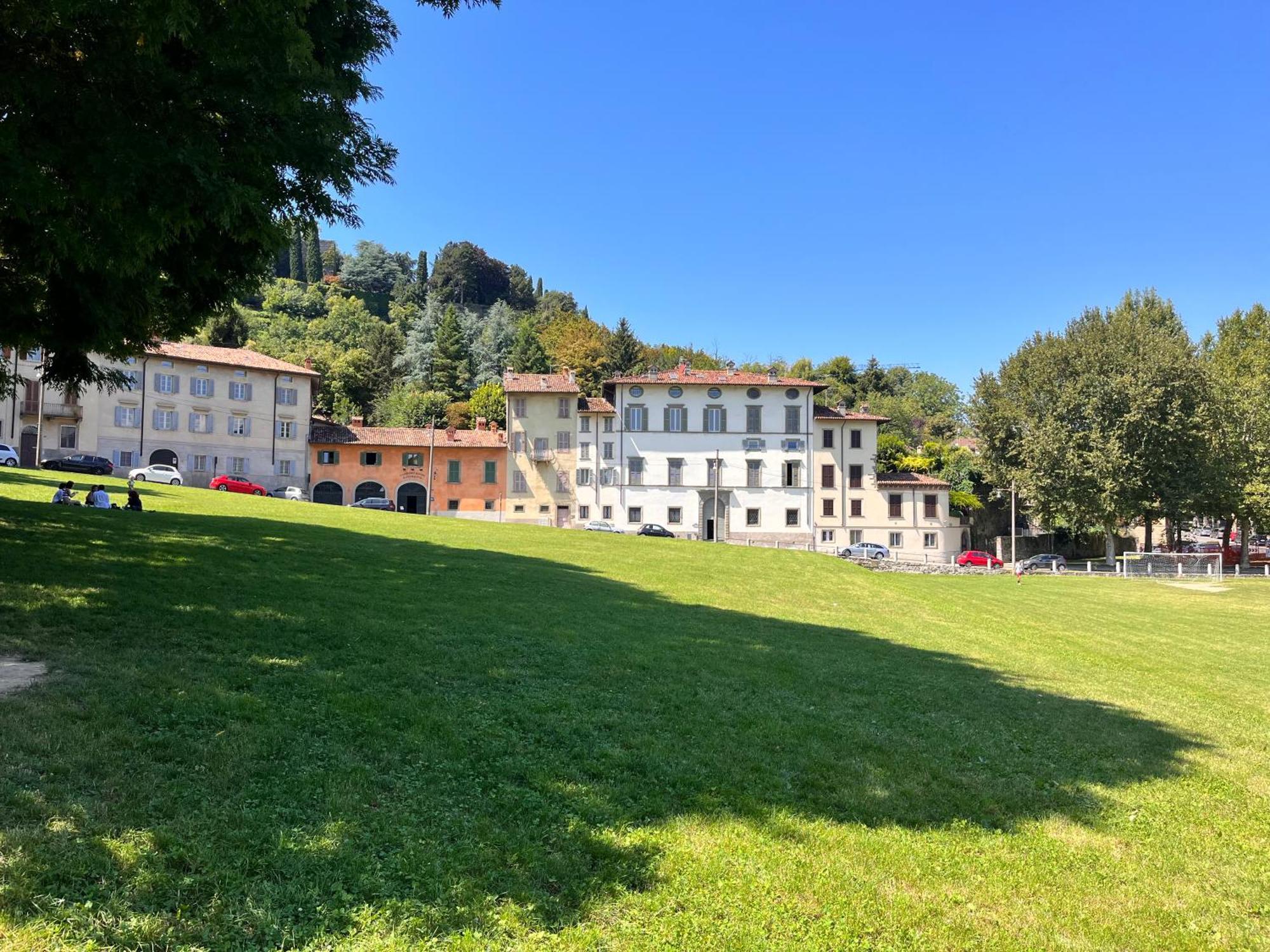 Una Finestra Sul Parco Bergamo Luaran gambar